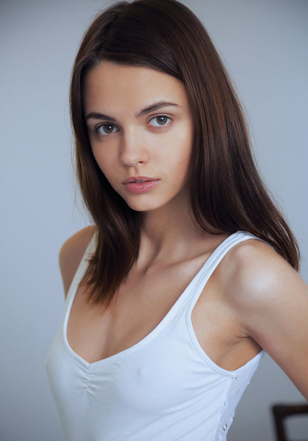 Ирина, 20 лет, 1 размер груди